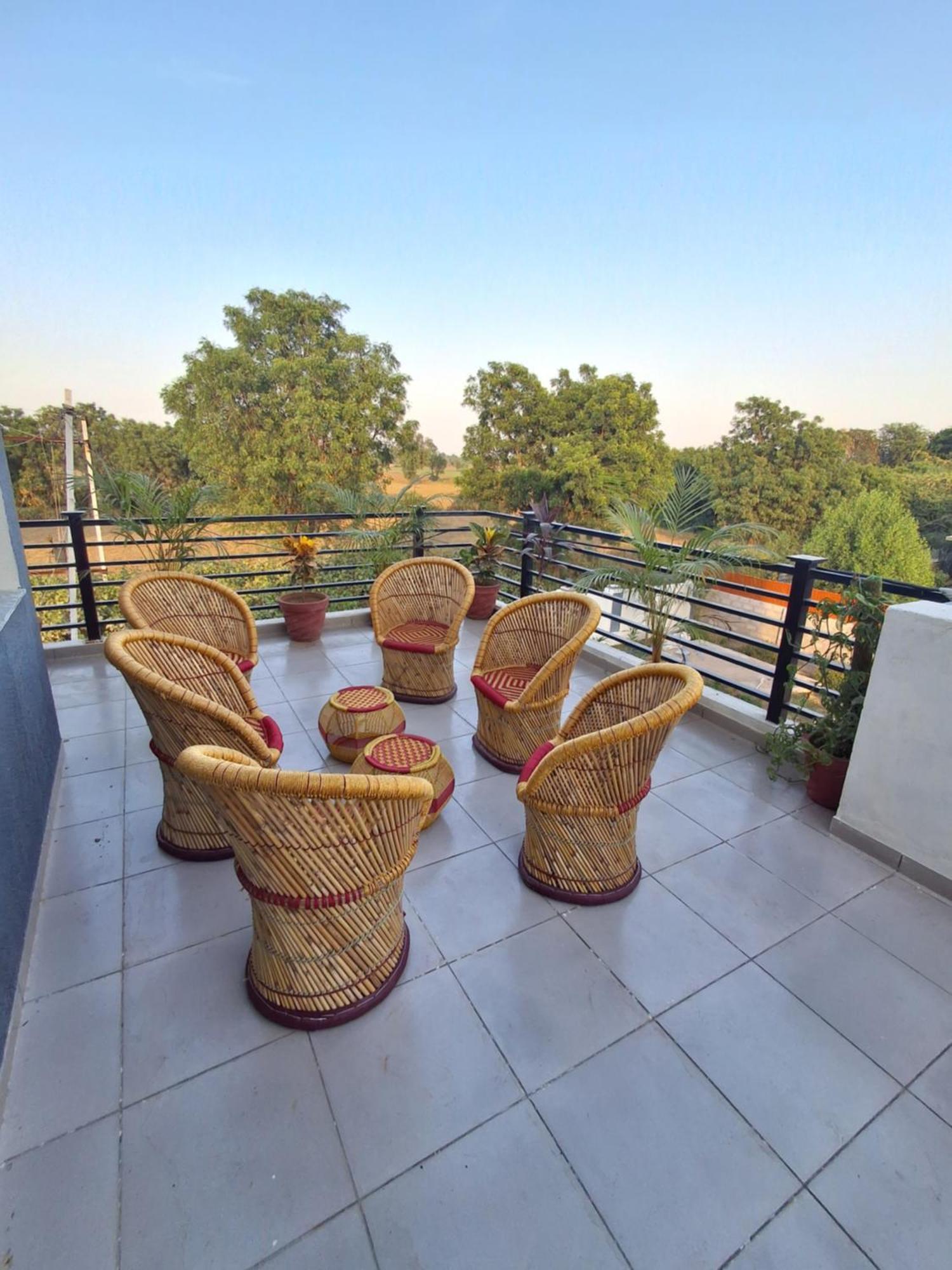 Keen Leopard Homestay Jawai Bandh Eksteriør billede